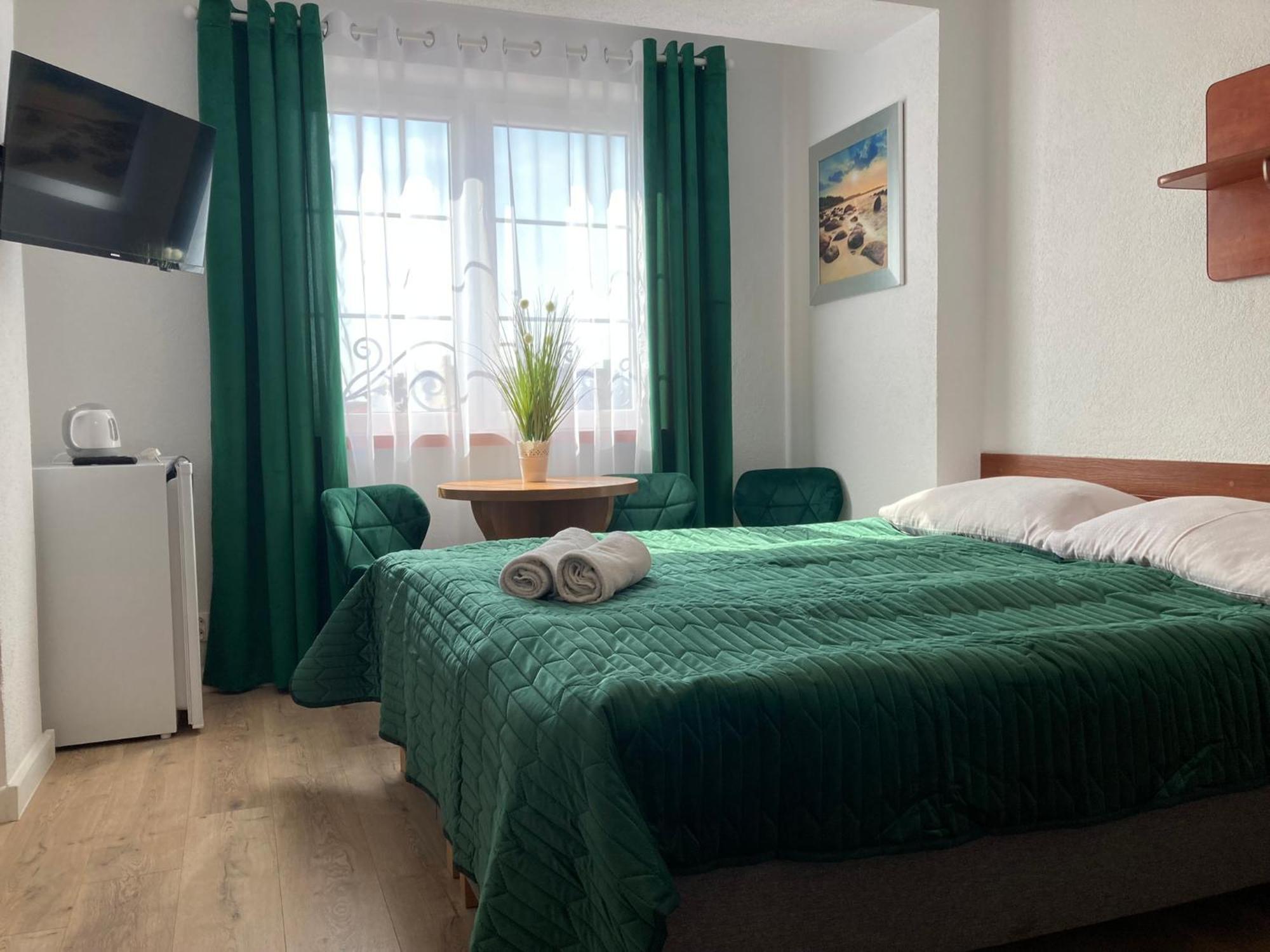 Bed and Breakfast Osrodek Wczasowy Magnat Леба Екстер'єр фото