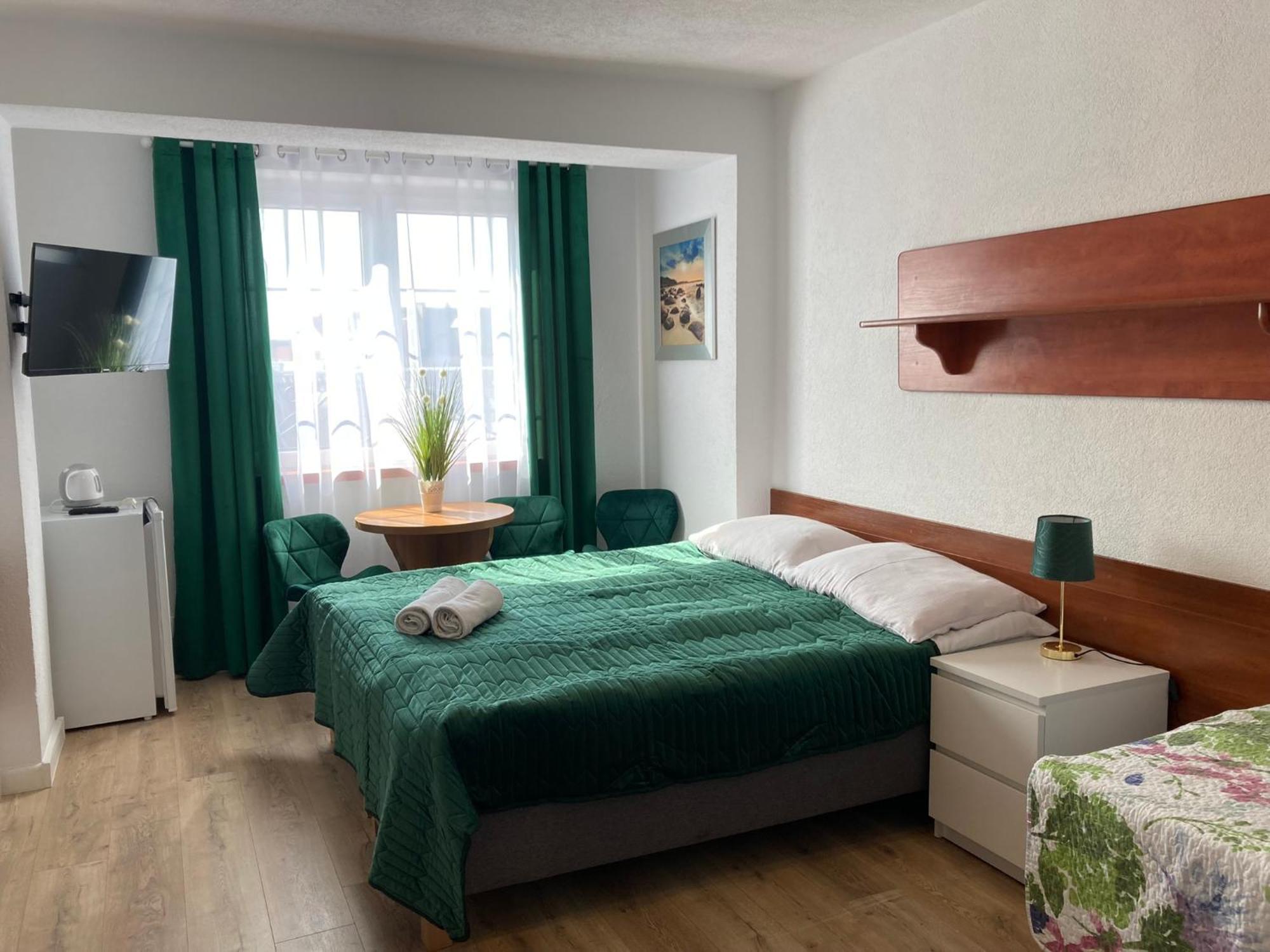 Bed and Breakfast Osrodek Wczasowy Magnat Леба Екстер'єр фото